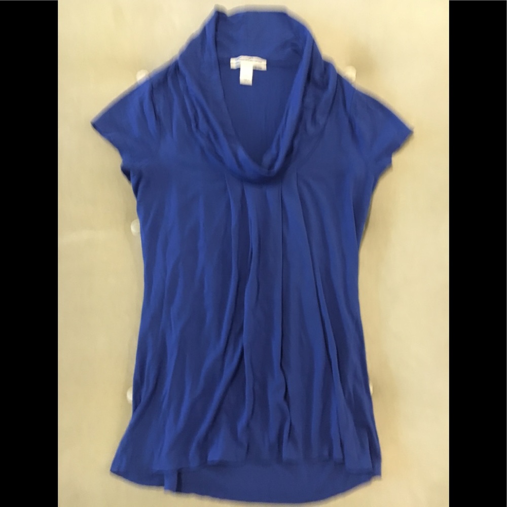 Kenneth Cole short sleeve top